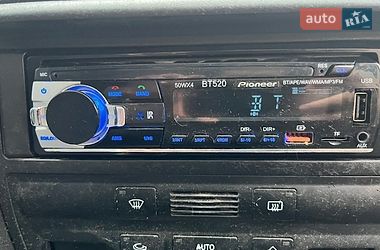 Седан Audi A6 2002 в Хотине