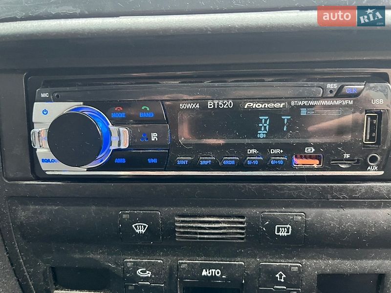 Седан Audi A6 2002 в Хотине
