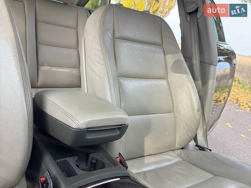 Седан Audi A6 2010 в Березане