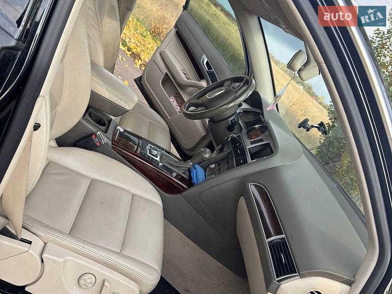 Седан Audi A6 2010 в Березане
