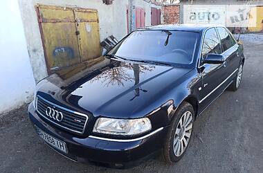 Audi A8  2001