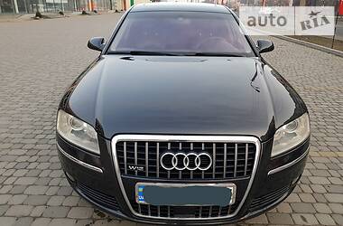 Audi A8  2004