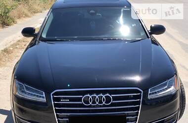 Audi A8 Long  quattro 2014