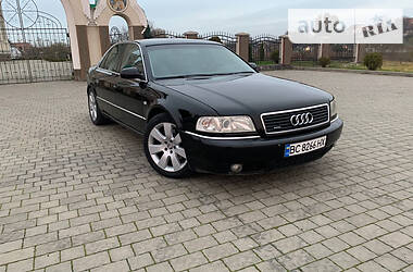 Audi A8  2001