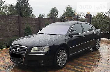 Audi A8  2005