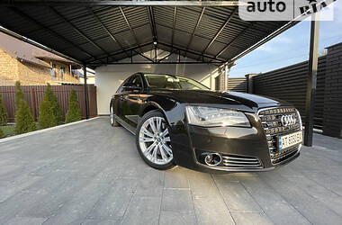 Audi A8  2012