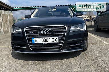 Audi A8 Long Quattro  2012