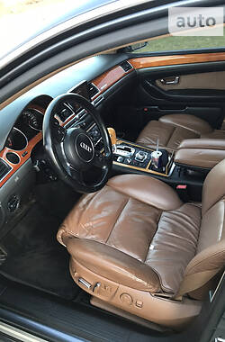 Audi A8  2004