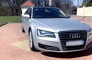 Audi A8  2011