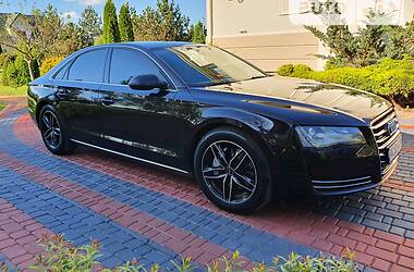 Audi A8  2012