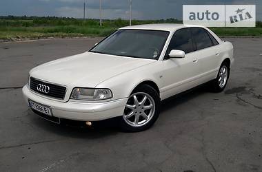 Audi A8  2002