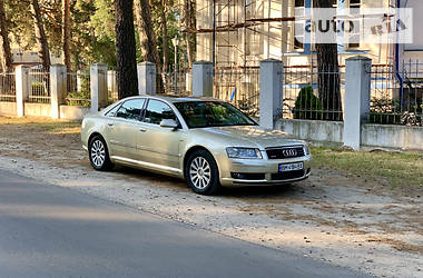 Audi A8  2003