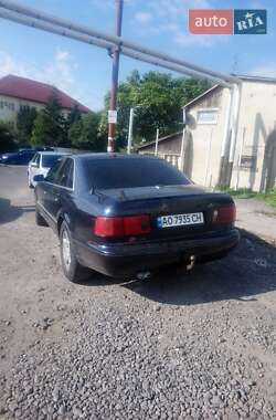 Audi A8  1997