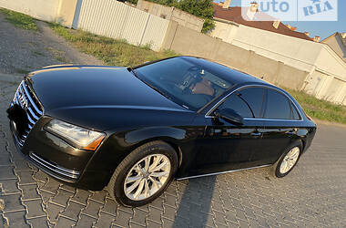 Audi A8  2012