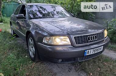 Audi A8  2000