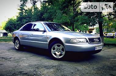 Audi A8  1995