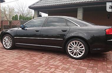 Audi A8  2006