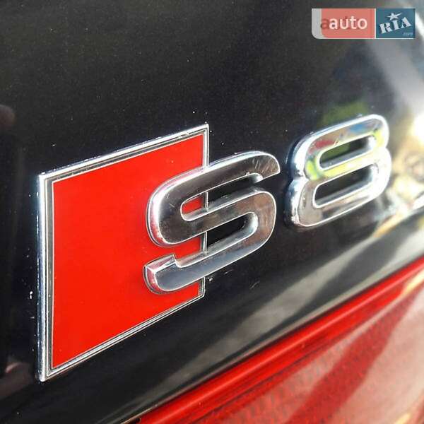 Audi A8 2000