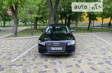 Audi A8  2015