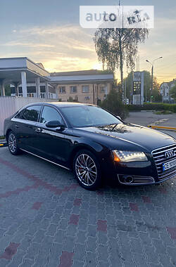 Audi A8  2012