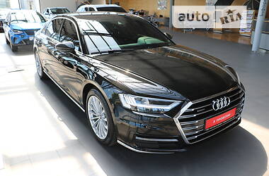 Audi A8  2021