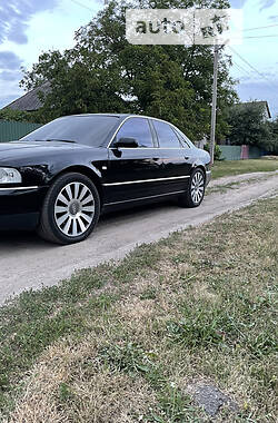 Audi A8  1999