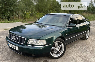 Audi A8  1999