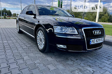 Audi A8  2009