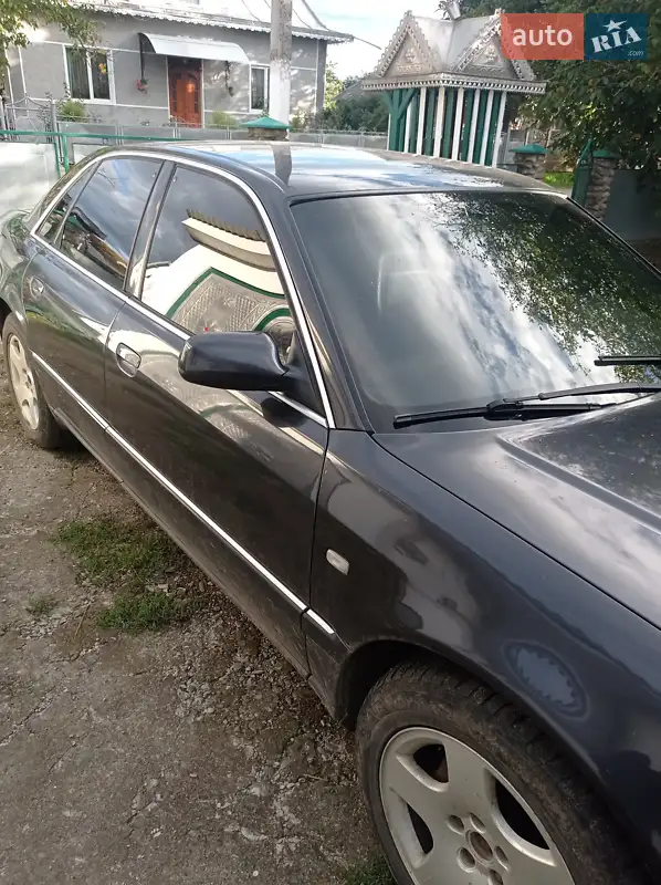Audi A8 2000