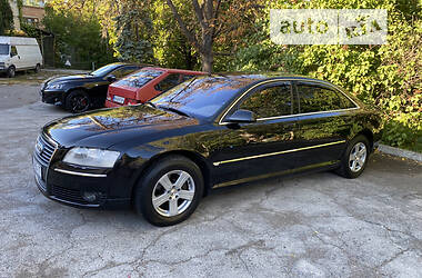 Audi A8  2006