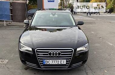 Audi A8  2012