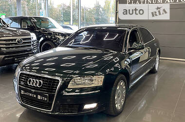 Audi A8  2008