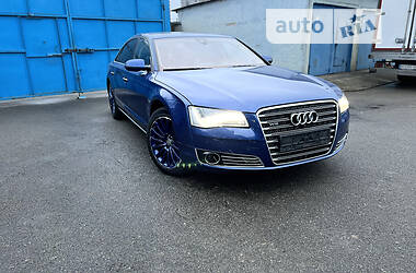 Audi A8  2013