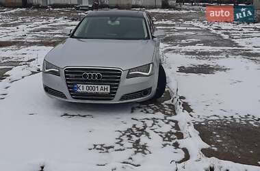 Audi A8  2011