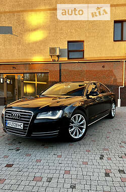 Audi A8  2010