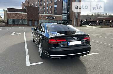 Audi A8  2013