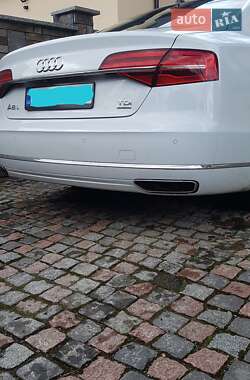 Audi A8  2014