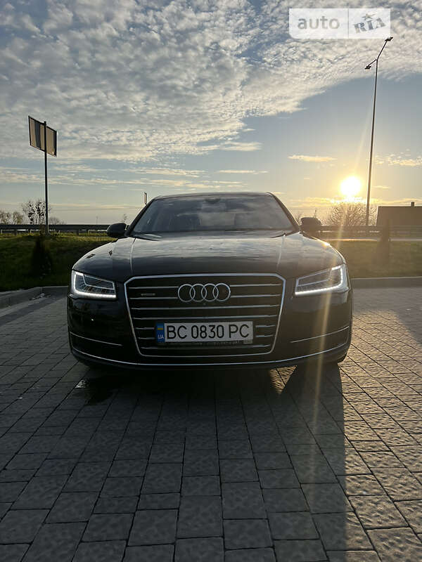 Седан Audi A8 2015 в Львове фото 3 Седан Audi A8 2015 в Львове