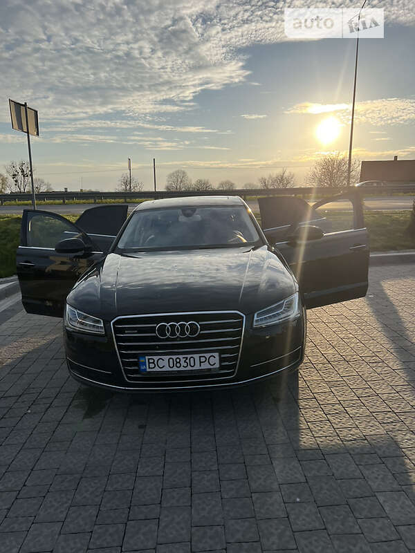 Седан Audi A8 2015 в Львове фото 4 Седан Audi A8 2015 в Львове