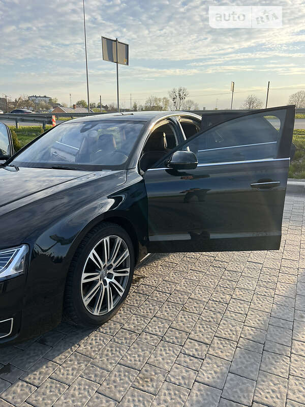 Седан Audi A8 2015 в Львове фото 10 Седан Audi A8 2015 в Львове