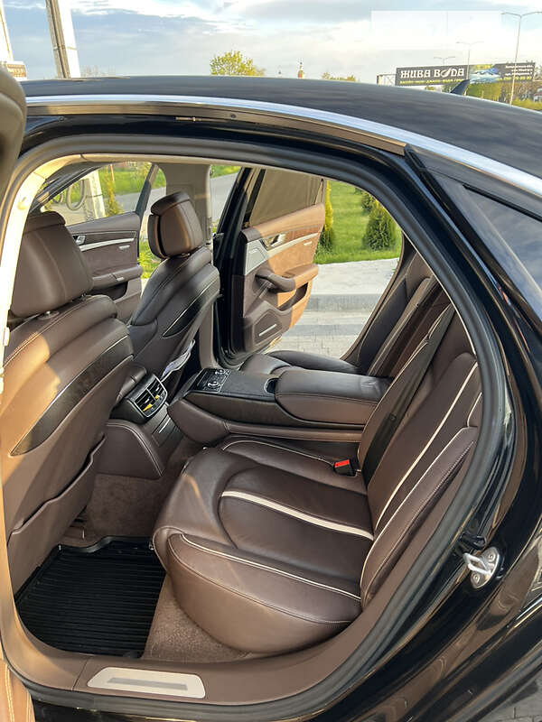 Седан Audi A8 2015 в Львове фото 16 Седан Audi A8 2015 в Львове