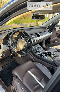Седан Audi A8 2015 в Львове фото Седан Audi A8 2015 в Львове