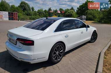 Audi A8  2015