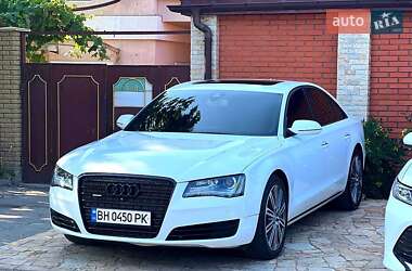 Audi A8  2012