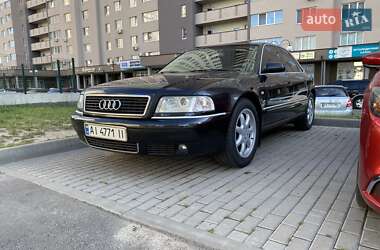 Audi A8  2001