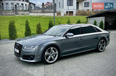Audi A8  2016