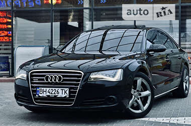 Audi A8  2012