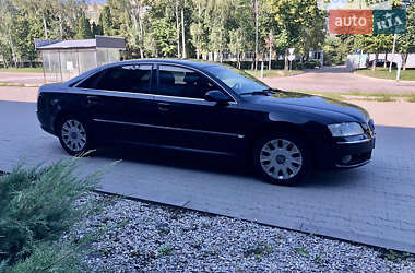 Audi A8  2007