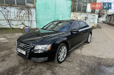 Audi A8  2013