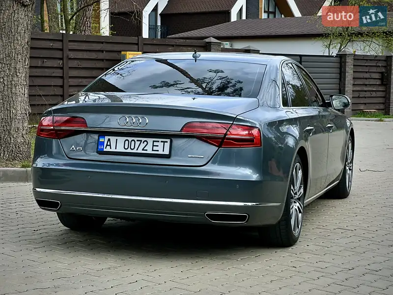 Audi A8